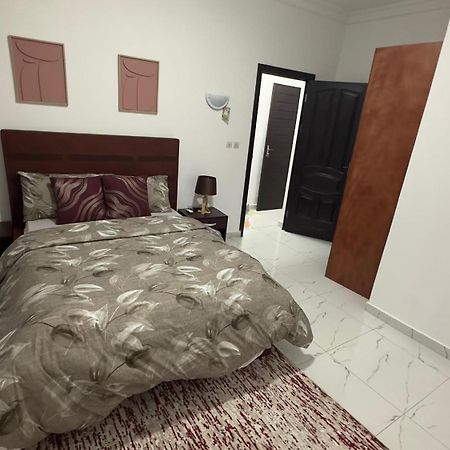 Younes Appart Apartamento Brazavile Exterior foto